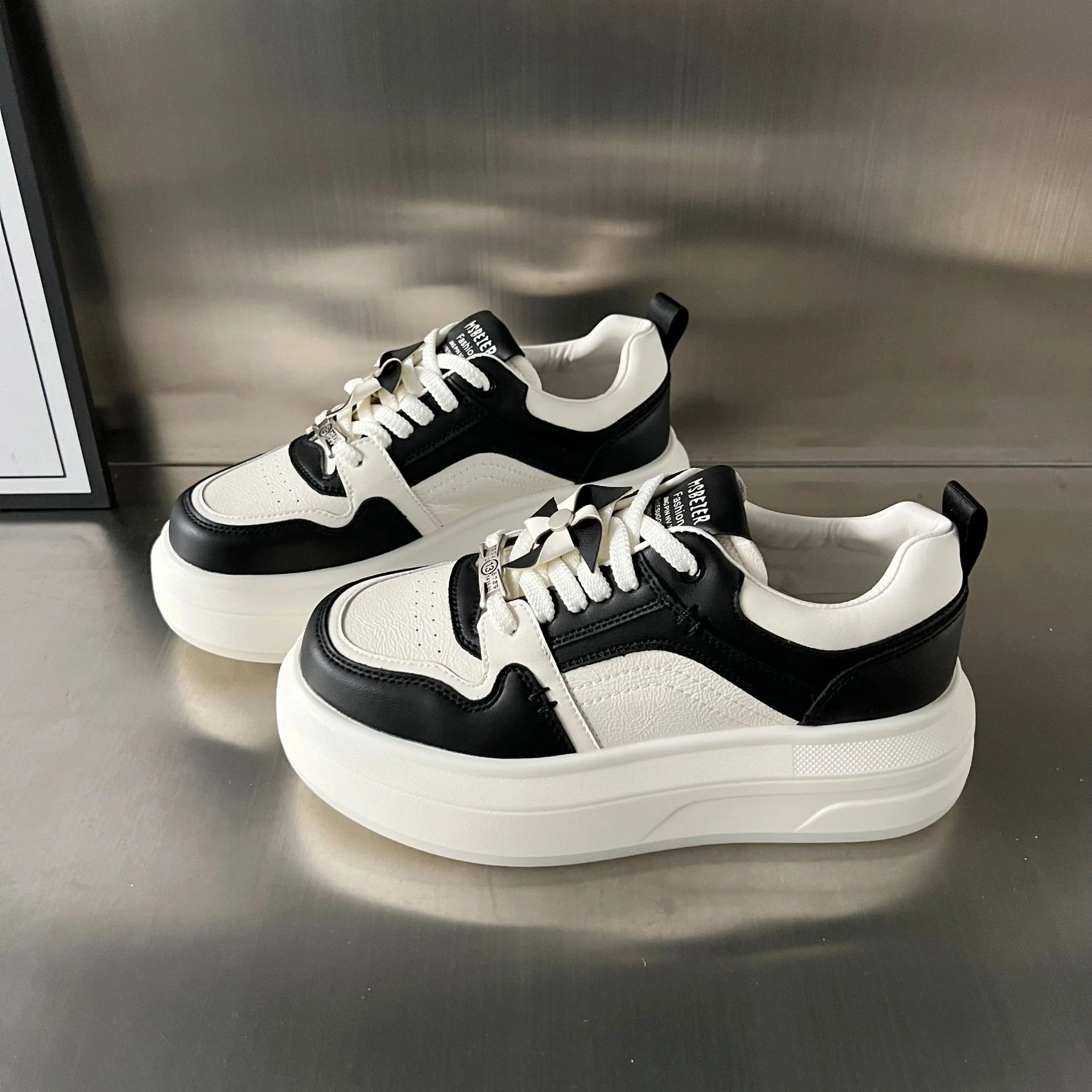 Damen Chunky Sneakers mit innovativer Plattensohle und atmungsaktivem Obermaterial Heidi Mode - Image 2
