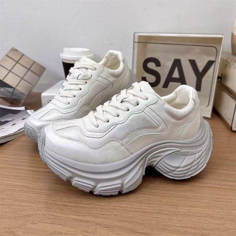 Damen Chunky Sneakers mit modischem Obermaterial und stabiler Sohlenkonstruktion Heidi Mode