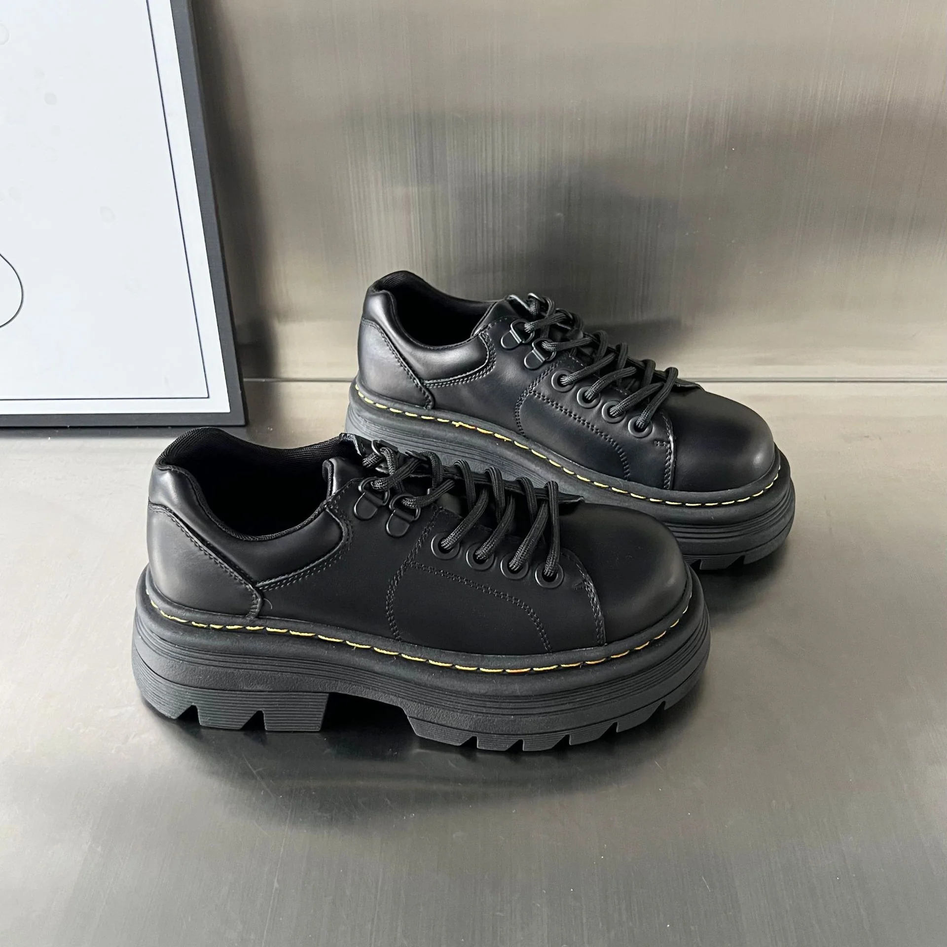 Damen Chunky Sneakers mit stabiler Gummisohle und atmungsaktiver Oberkonstruktion Heidi Mode - Image 4