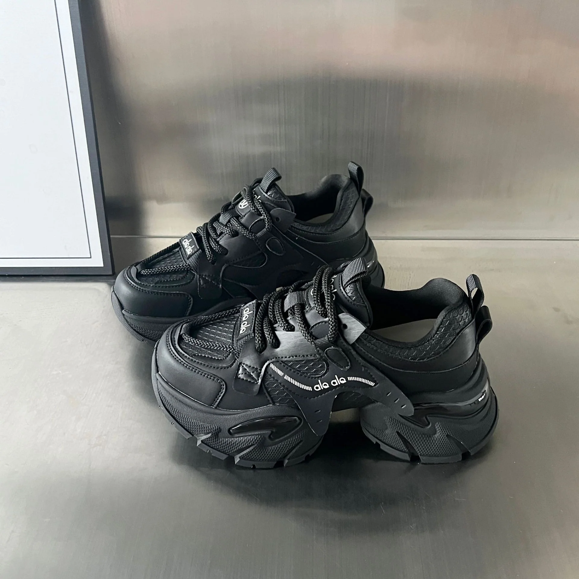 Damen Chunky Sneakers mit verstärkter Sohle und atmungsaktivem Mesh-Heidi Mode - Image 7