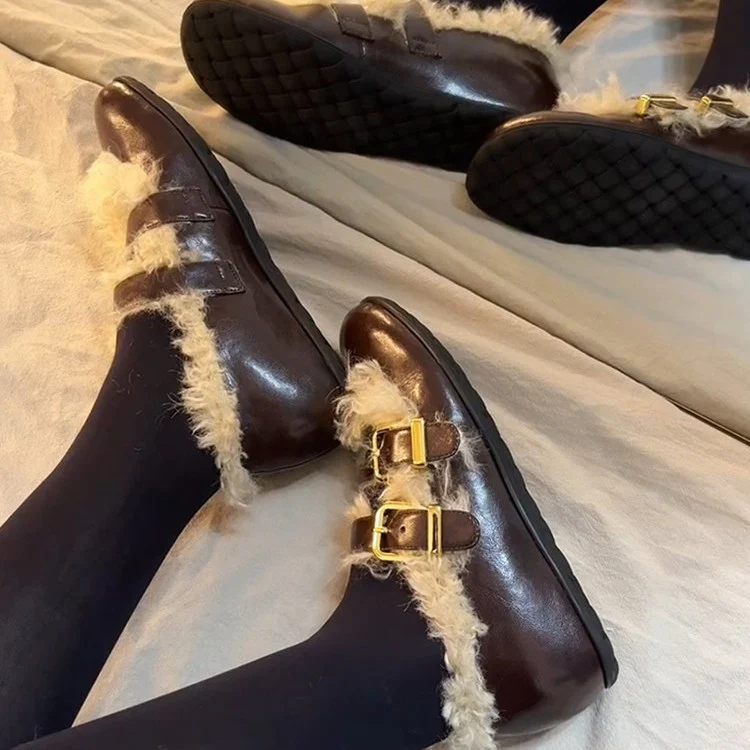 Damen Clogs mit kuscheligem Kunstfellkragen und modischen Schnallen Heidi Mode - Image 3