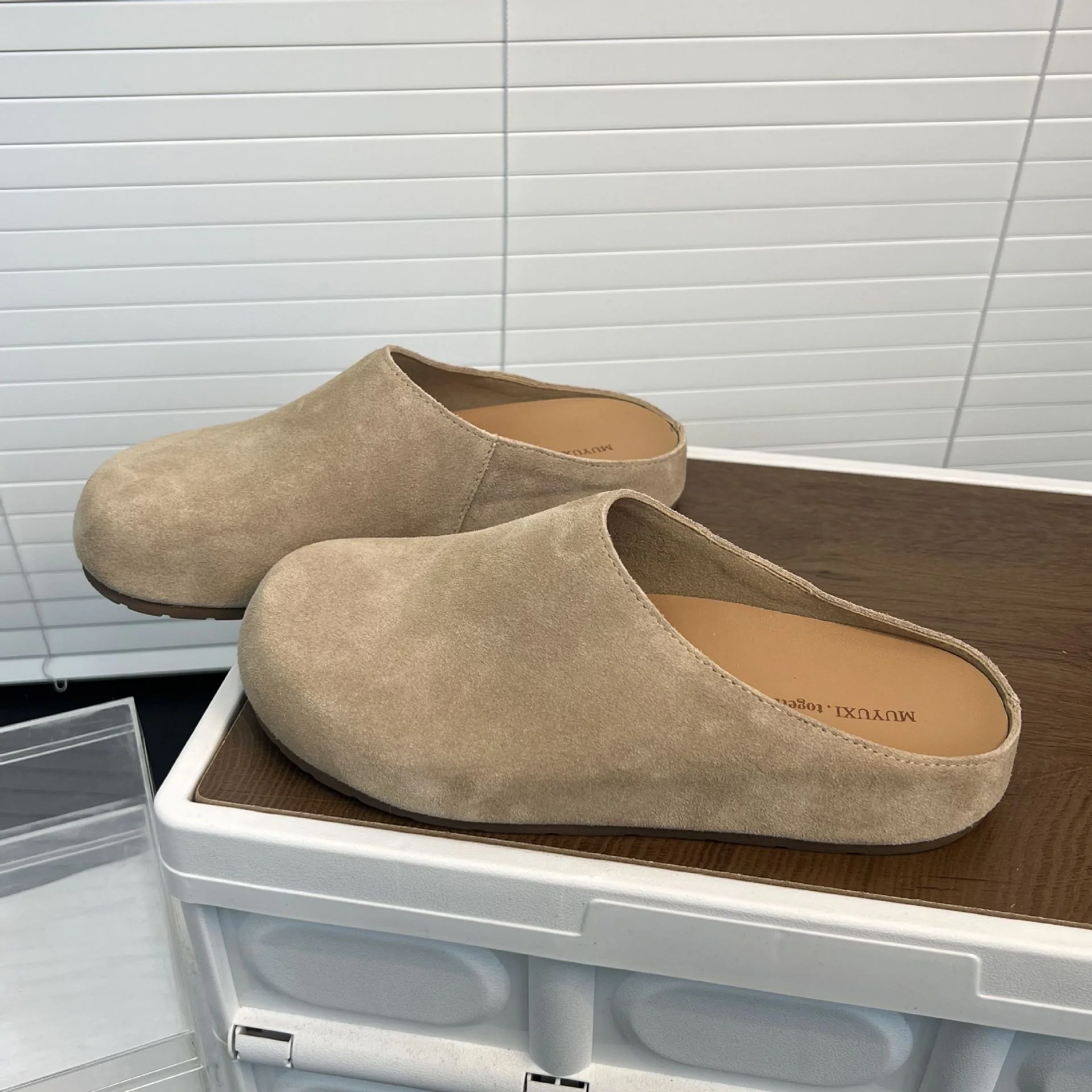 Damen Clogs mit modischem Durchbruchsdesign und verstellbarem Riemen Heidi Mode - Image 2