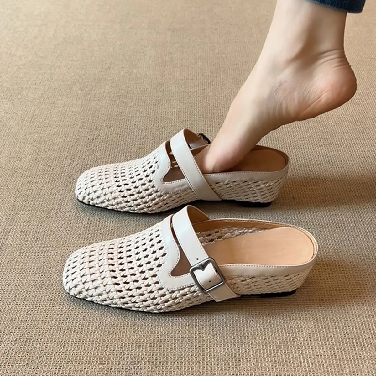 Damen Clogs mit modischem Geflecht und verstellbarem Riemen Heidi Mode - Image 7