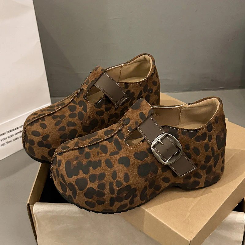 Damen Clogs mit modischem Riemen und bequemer Innensohle Heidi Mode - Image 2