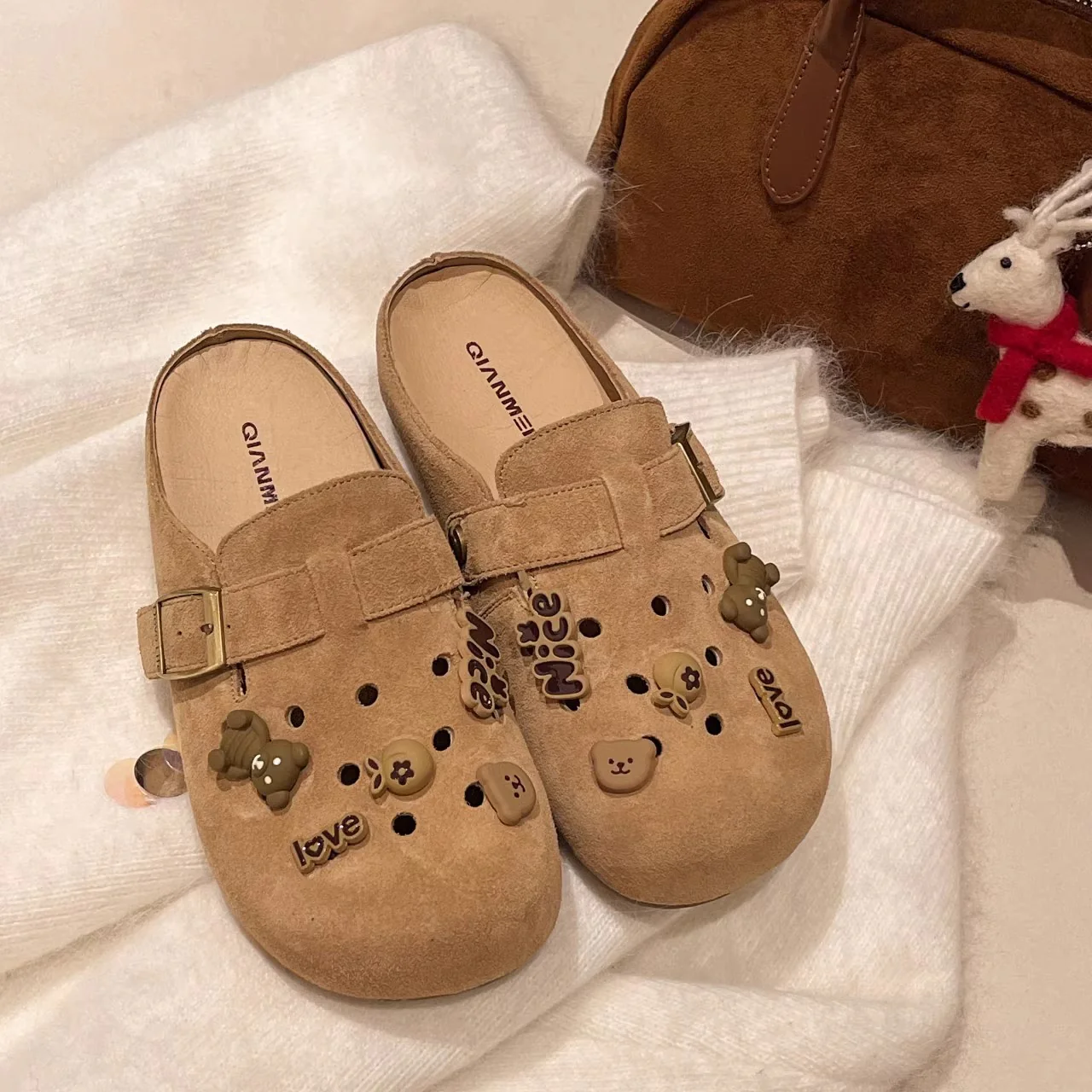 Damen Clogs mit modischem Riemendesign und verspieltem Dekor Heidi Mode - Image 7