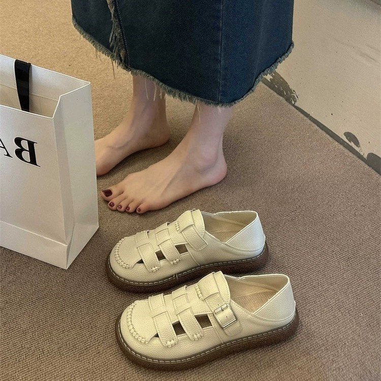 Damen Clogs mit modischem Riemenverschluss und rutschfester Sohle Heidi Mode - Image 4