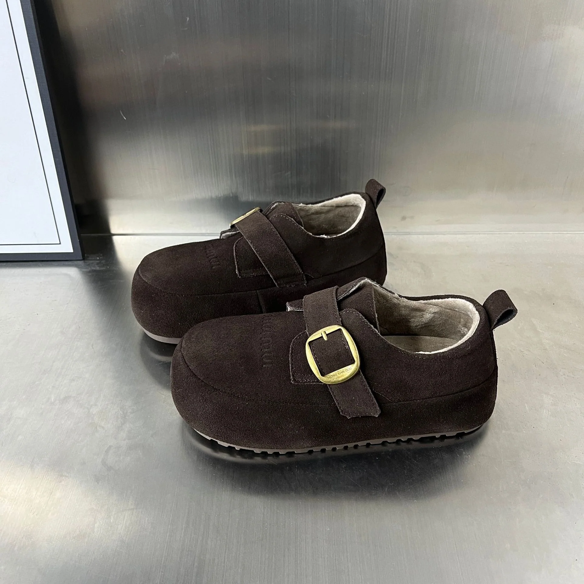 Damen Clogs mit praktischem Schnallenverschluss und bequemem Innenfutter Heidi Mode - Image 2