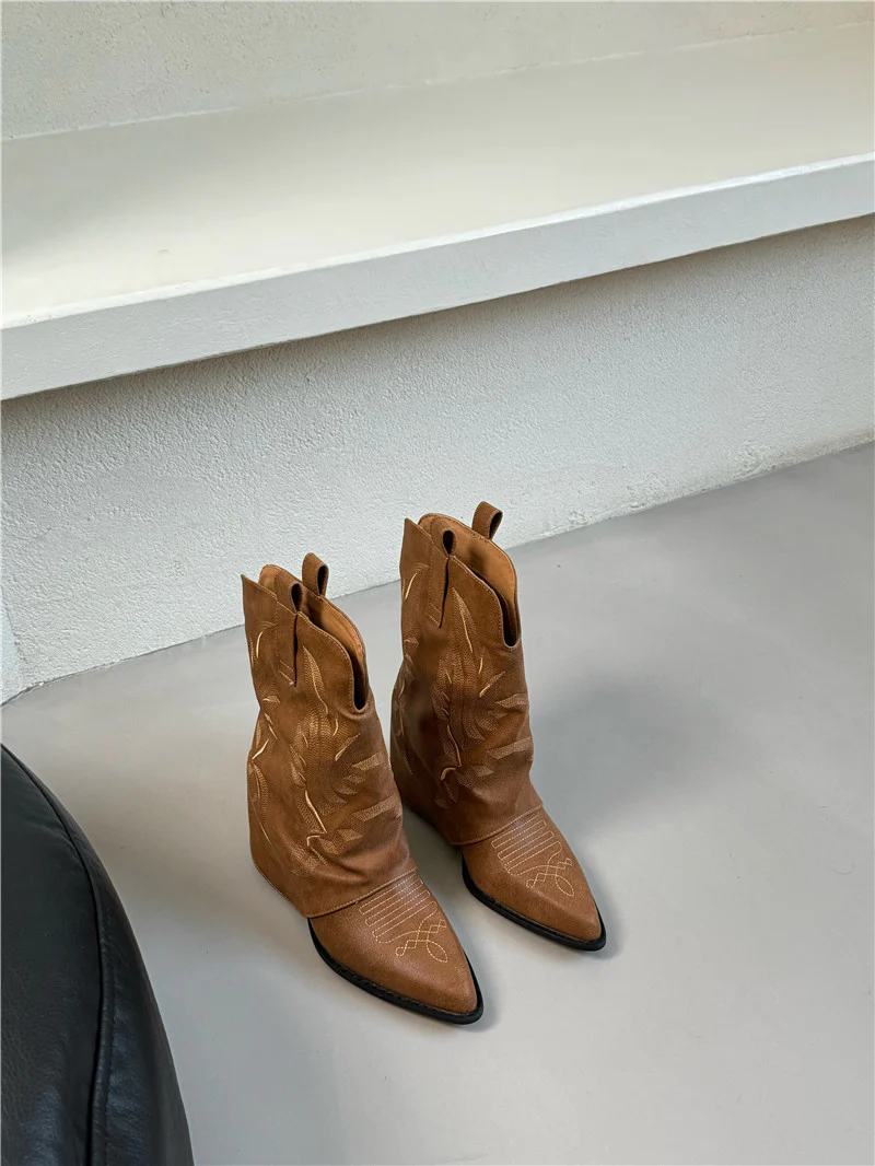 Damen Cowboy-Stiefel mit gerafftem Schaft und filigranen Nähten Heidi Mode - Image 6