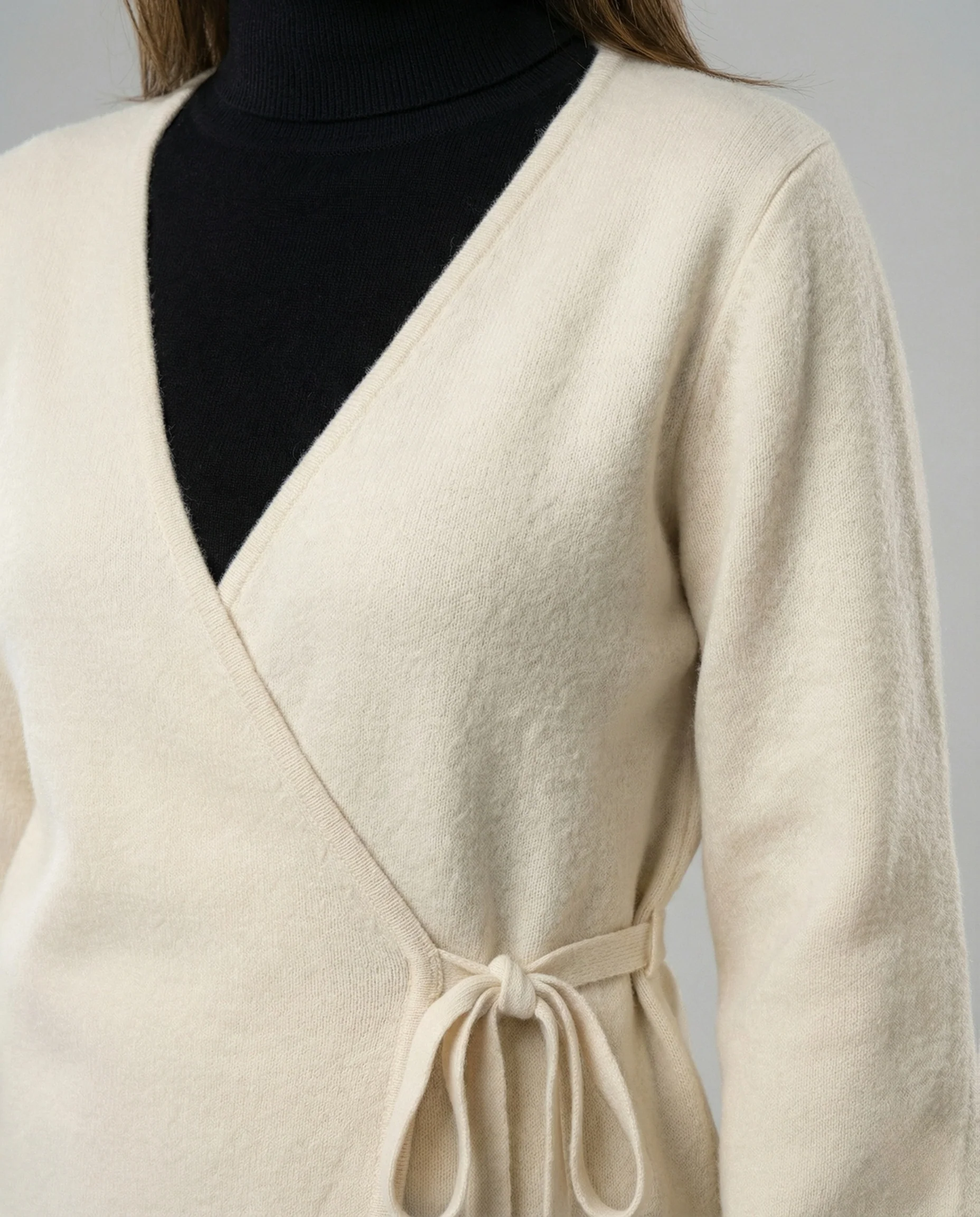 Kuscheliger Wickelcardigan mit weiter Feinstrickhose zweiteiliges Ensemble Heidi Mode - Image 3