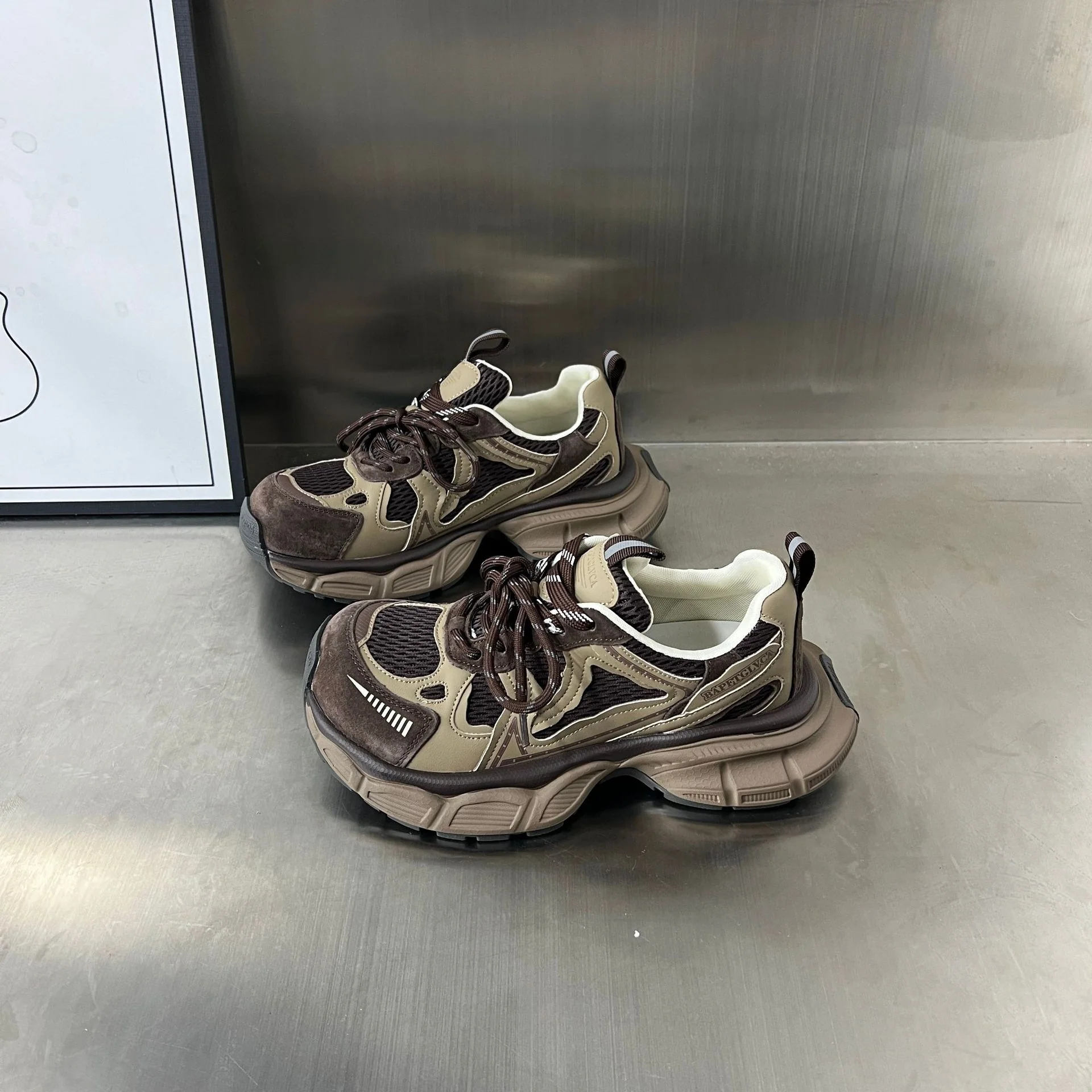 Damen Dynamische Sportsneakers mit atmungsaktivem Mesh und stoßdämpfendem Komfort Heidi Mode - Image 3