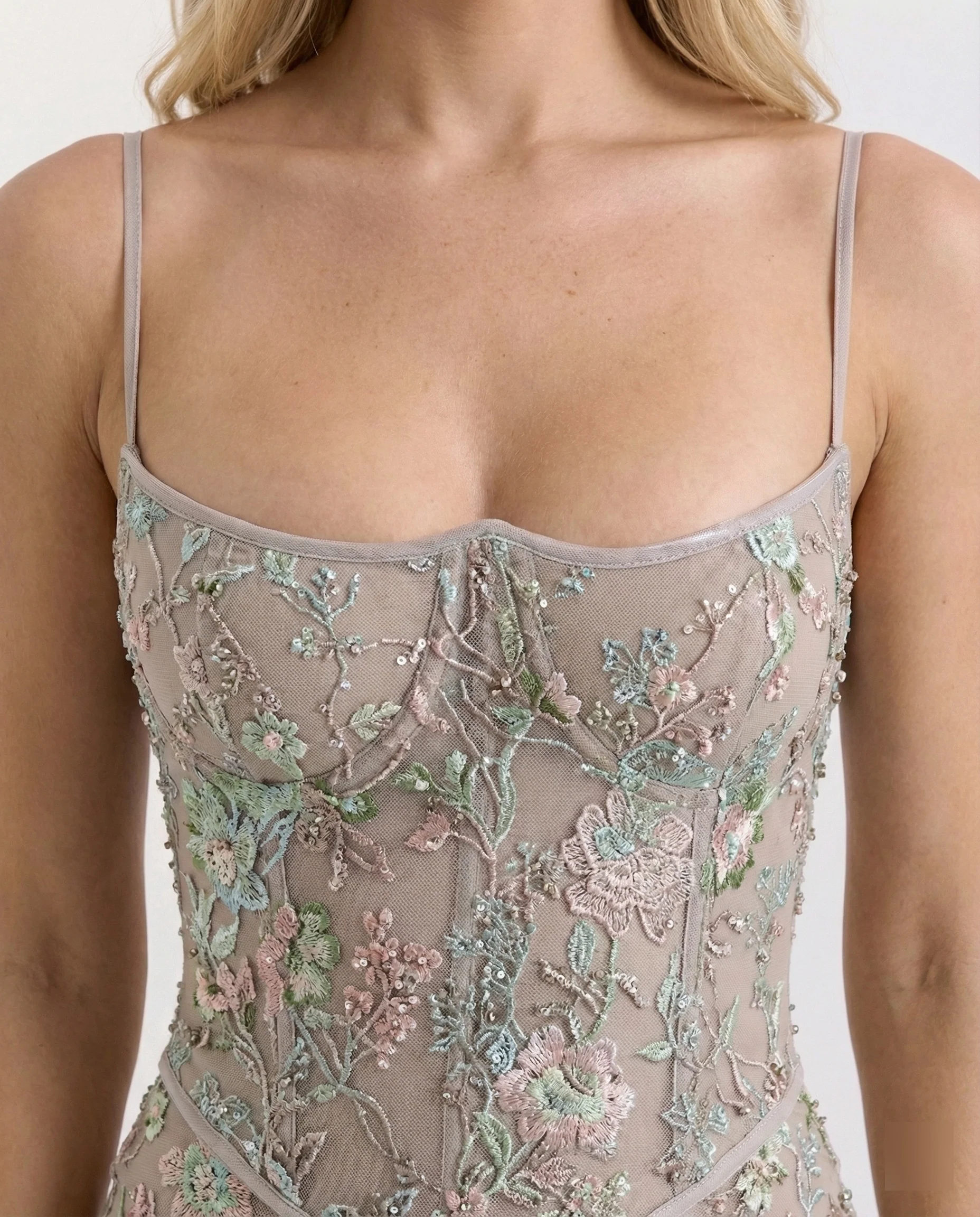Abendkleid lang mit Spitze und Stickerei - Image 2