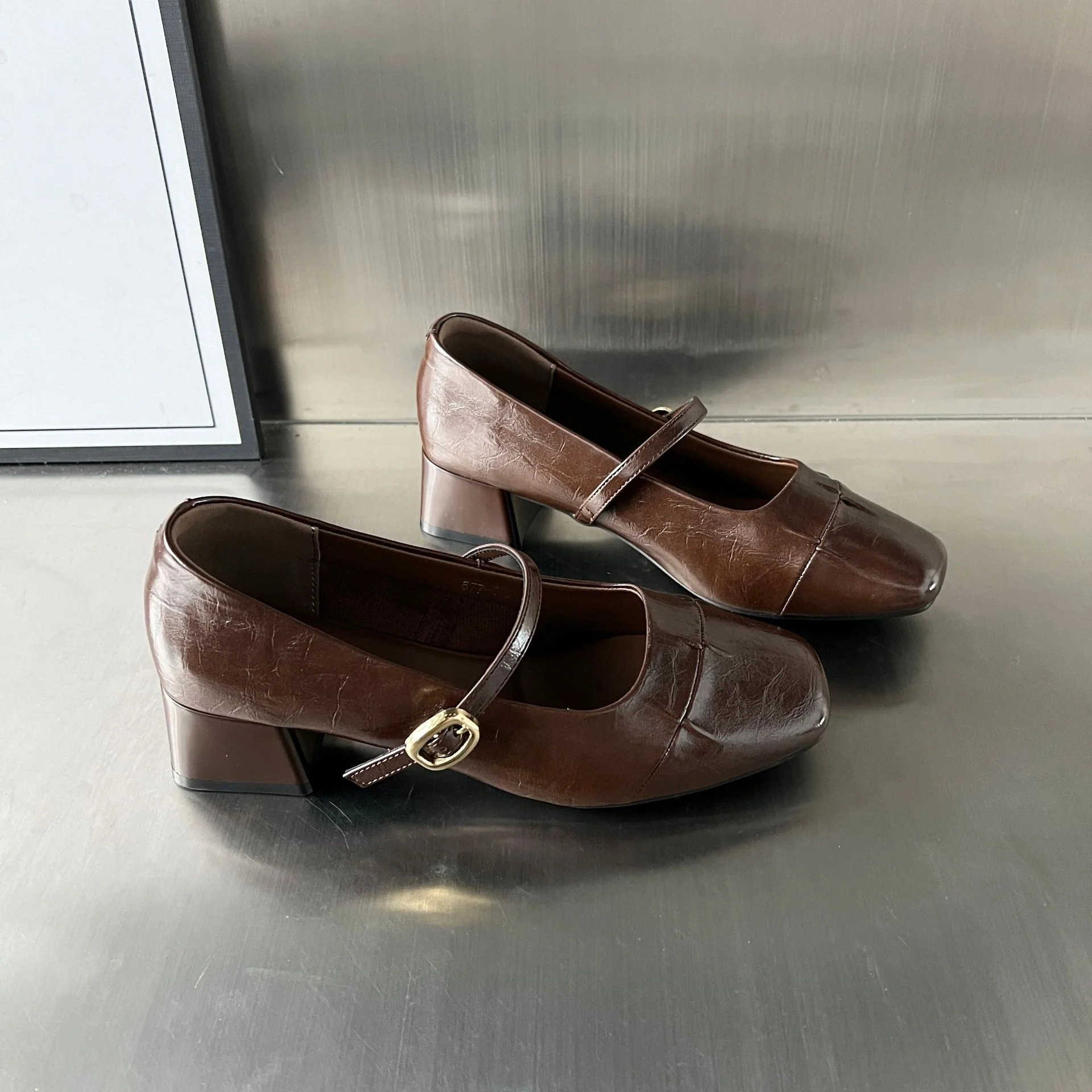 Damen Elegante Ballerinas mit dekorativem Riemen und hochwertiger Lederoberfläche Heidi Mode - Image 5