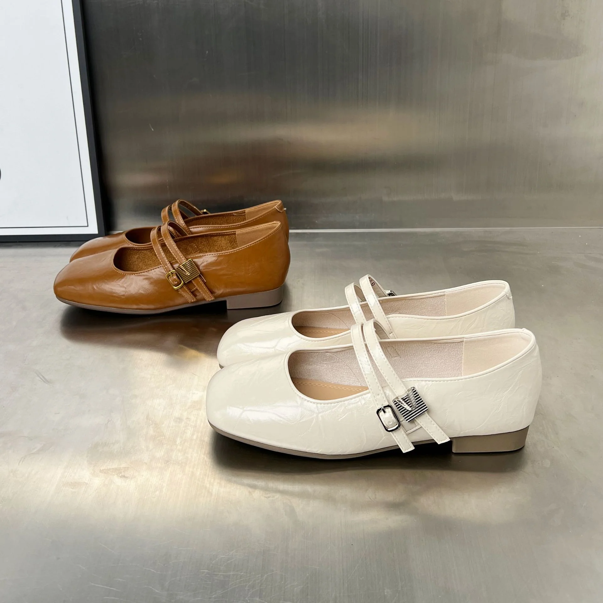 Damen Elegante Ballerinas mit doppeltem Riemendesign und komfortabler Innensohle Heidi Mode - Image 3