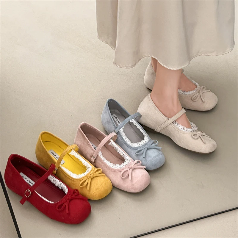 Damen elegante Ballerinas mit feiner Spitzenverzierung und praktischem Schnallenverschluss Heidi Mode - Image 2