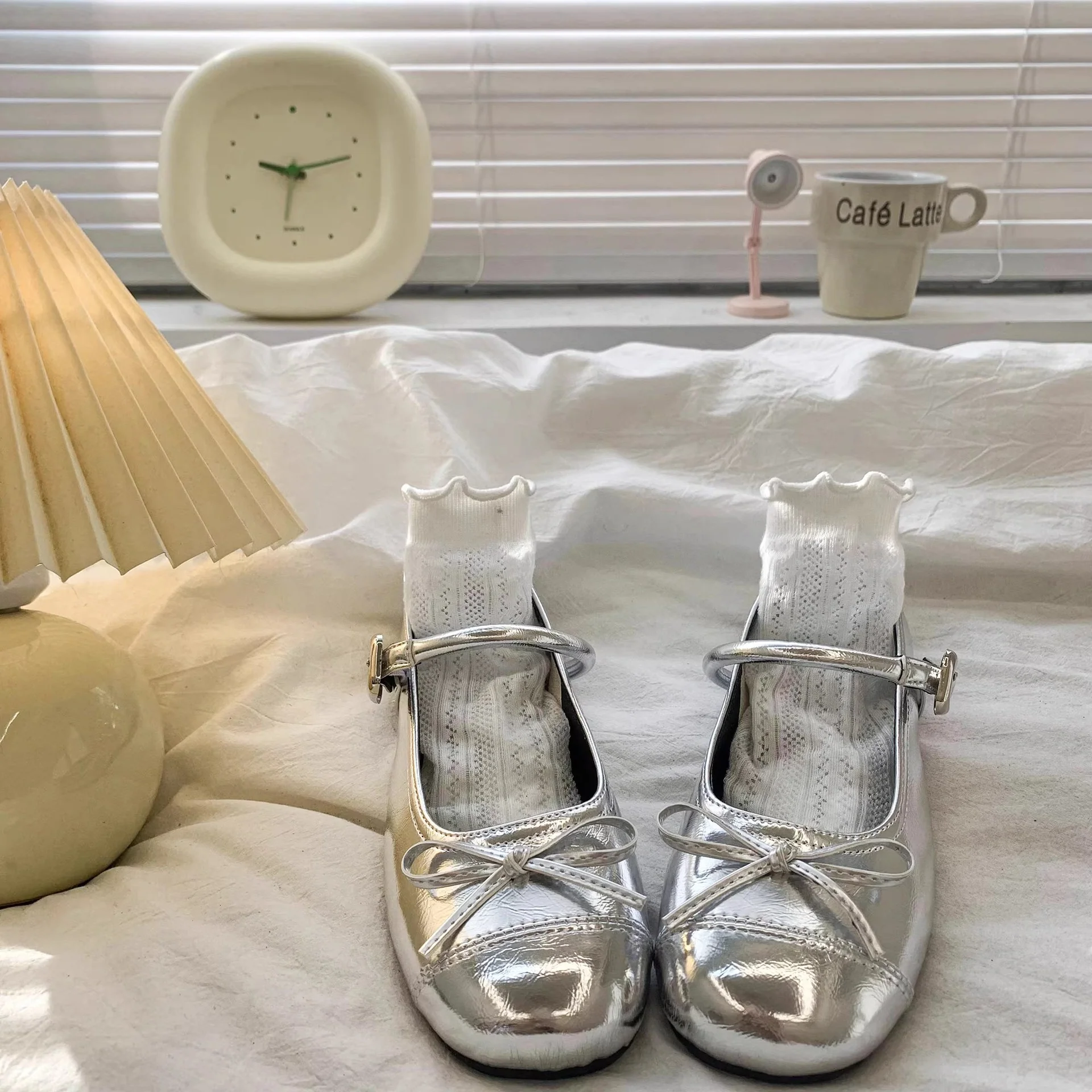 Damen elegante Ballerinas mit floralem Spitzen-Design und komfortablem Fußbett Heidi Mode - Image 4