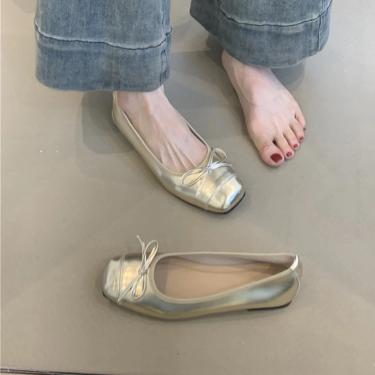 Damen elegante Ballerinas mit glänzendem Obermaterial und zierlicher Schleifenverzierung Heidi Mode