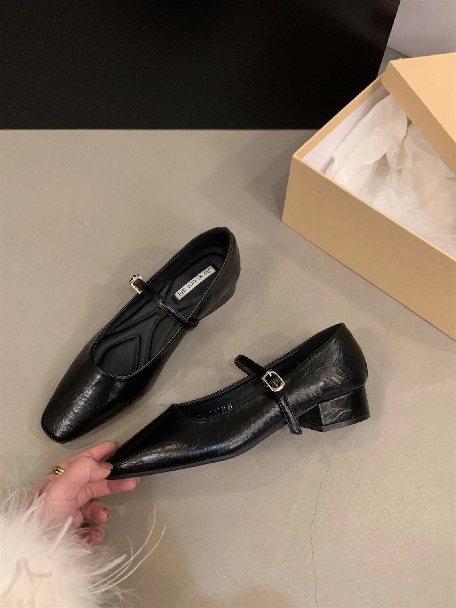 Damen elegante Ballerinas mit glänzender Metalloberfläche und komfortabler Ferse Heidi Mode - Image 7