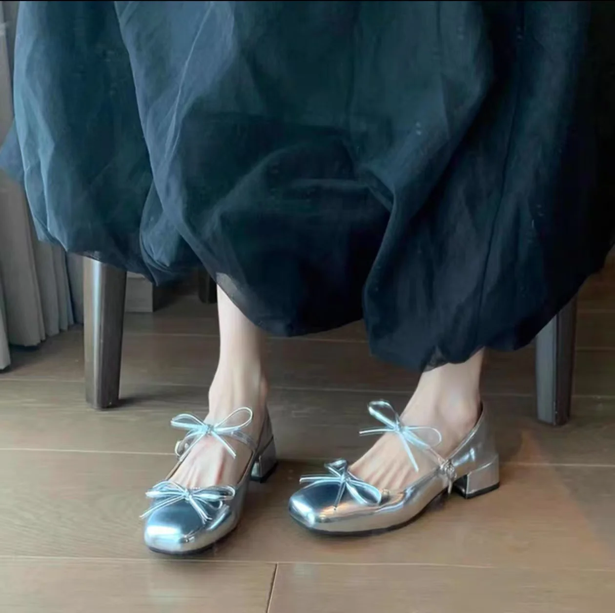 Damen elegante Ballerinas mit glänzender Oberfläche und niedlichem Schleifendetail Heidi Mode - Image 3