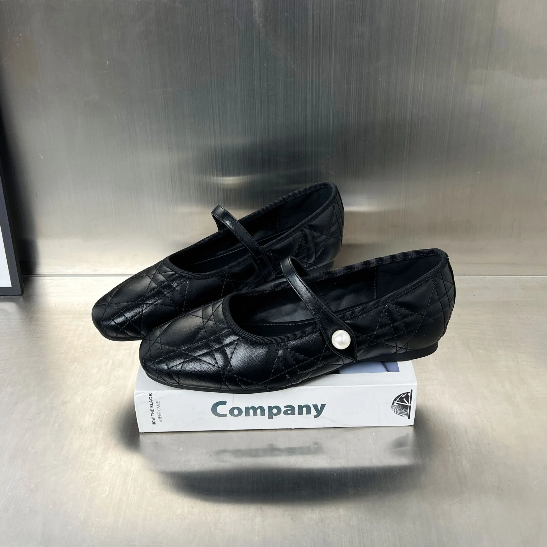 Damen elegante Ballerinas mit hochwertiger Lederoberfläche und modischen Riemen Heidi Mode - Image 3