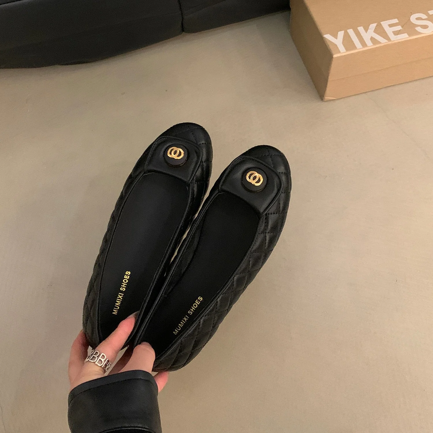 Damen elegante Ballerinas mit klassischem Schnitt und trendiger Zierborte Heidi Mode - Image 3
