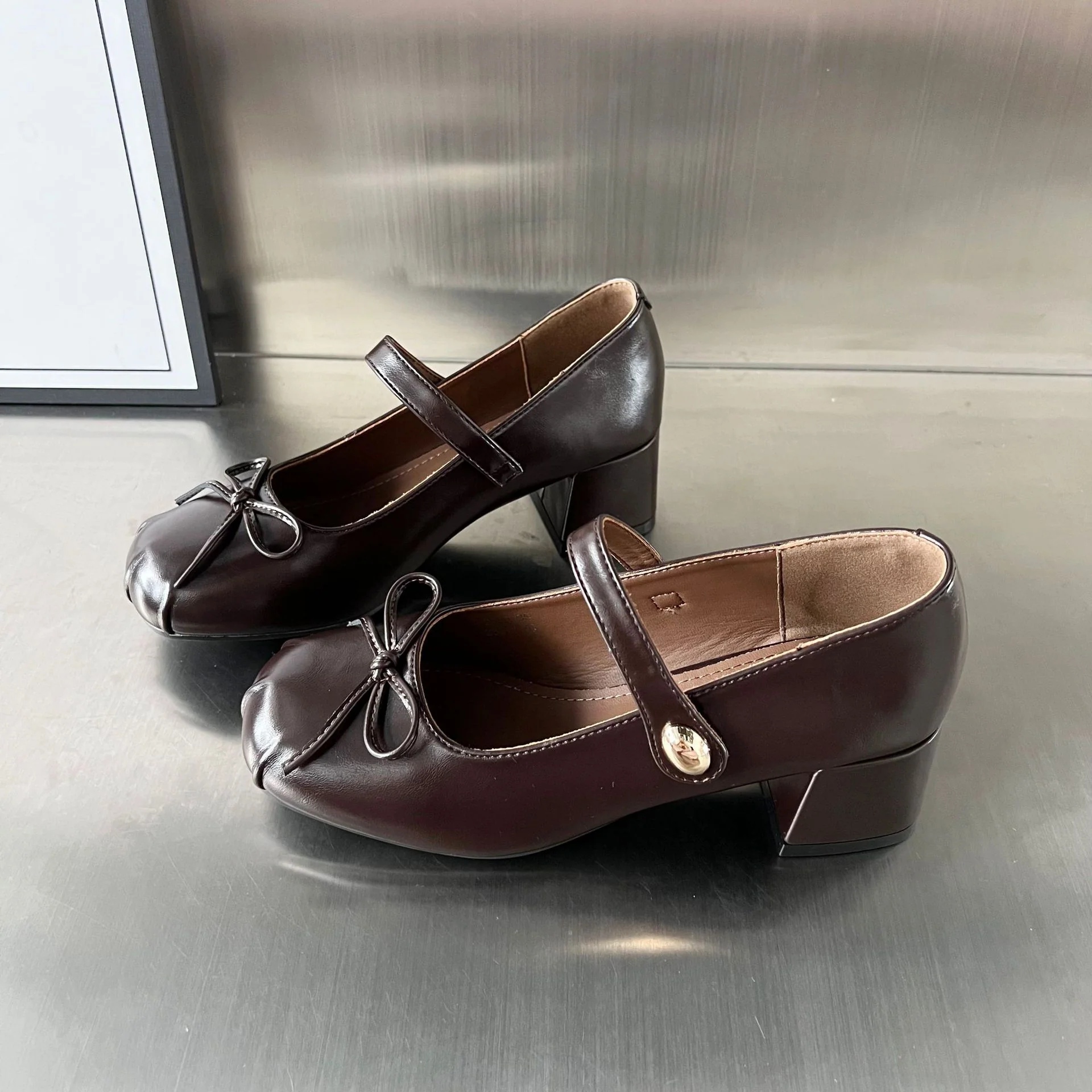 Damen elegante Ballerinas mit modischem Riemen und dekorativer Schleifenverzierung Heidi Mode - Image 2
