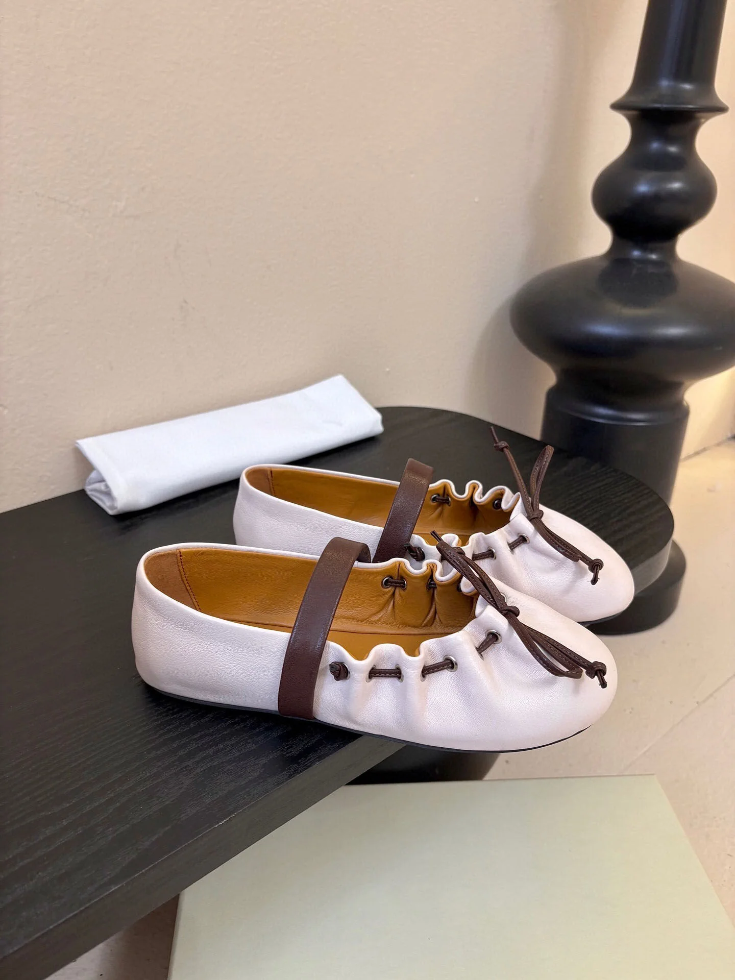 Damen elegante Ballerinas mit modischem Riemen und rutschfester Sohle Heidi Mode - Image 8