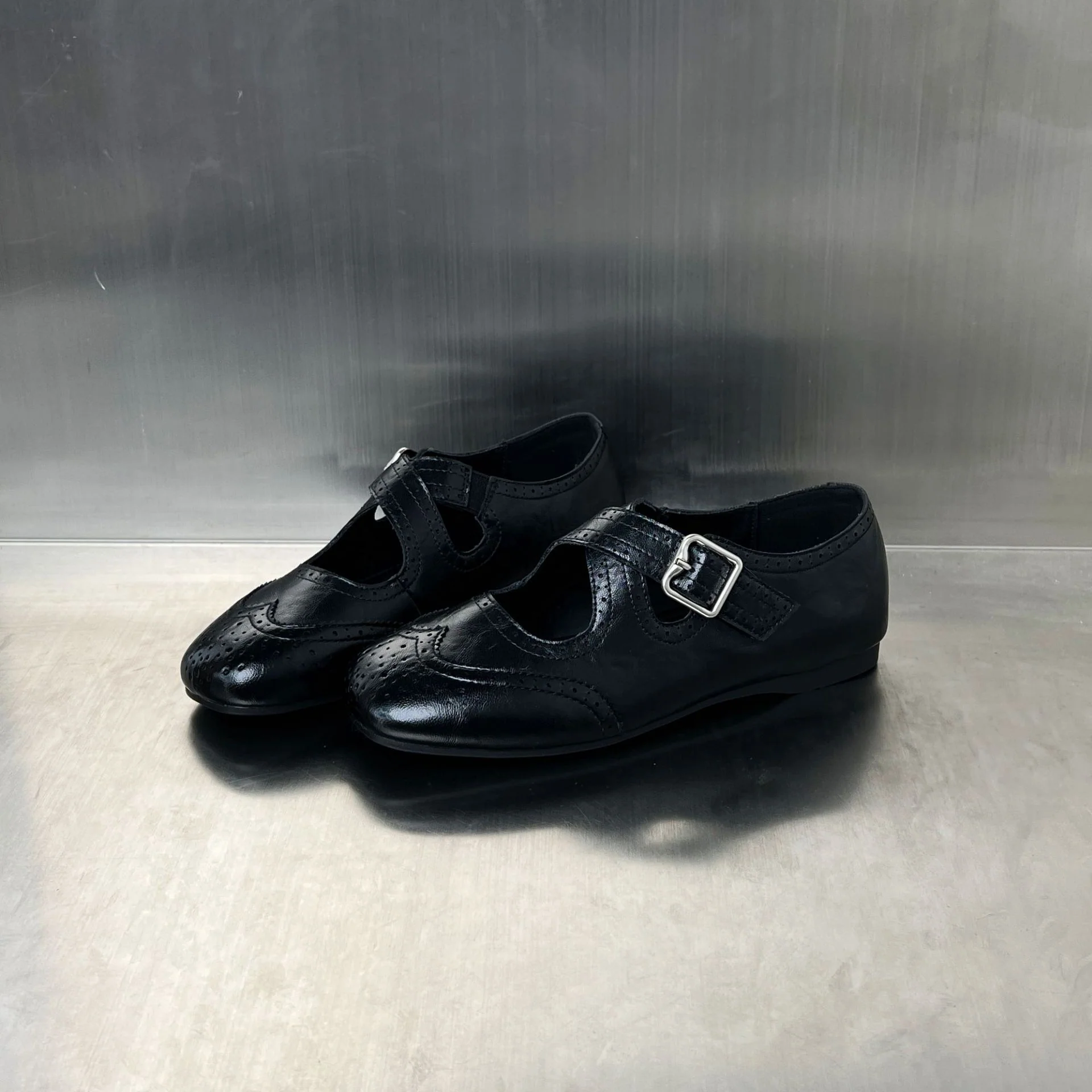 Damen elegante Ballerinas mit modischer Schnallenverzierung und atmungsaktivem Innenfutter Heidi Mode