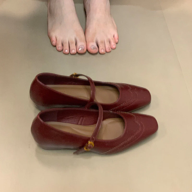 Damen elegante Ballerinas mit verstellbarem Riemen und feinen Ziernähten Heidi Mode - Image 7