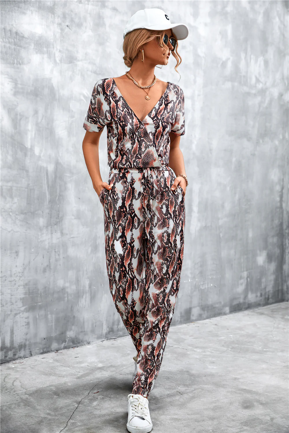 Damen elegante Jumpsuit im Snake-Print-Stil mit Taillengürtel und V-Ausschnitt Heidi-Mode - Image 6