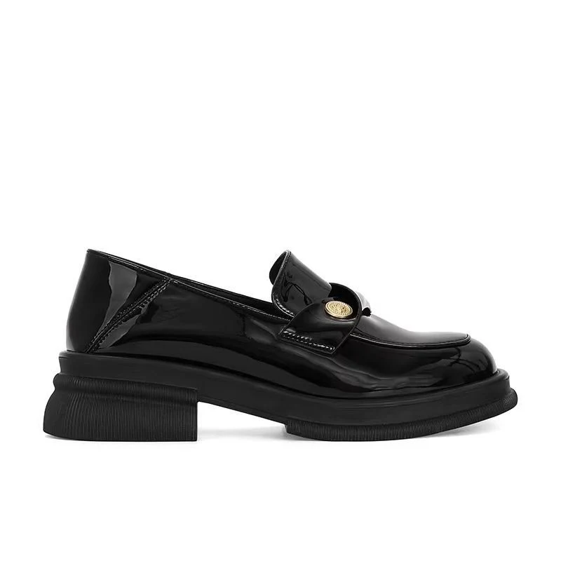 Damen Elegante Lackleder-Ballerinas mit modischem Riemchen und dekorativen Knopfdetails Heidi Mode - Image 3