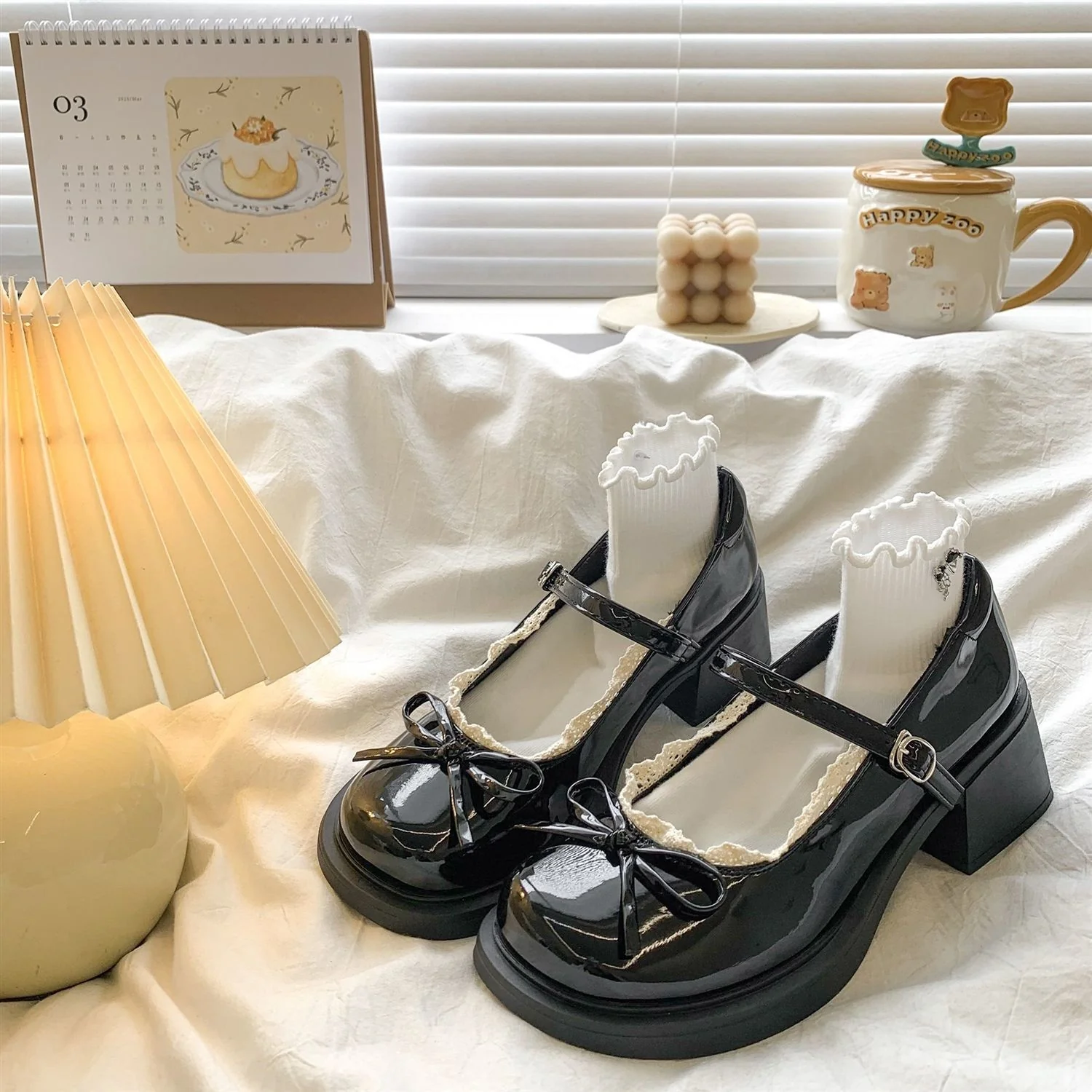 Damen Elegante Lackpumps mit verspieltem Schleifen-Detail und bequemer Sohle Heidi Mode - Image 2