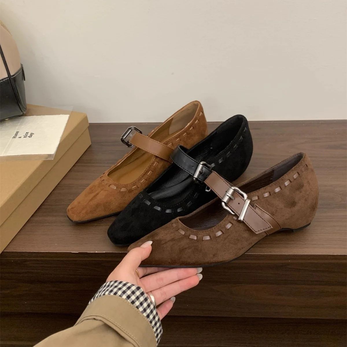 Damen elegante Mary Janes mit modischer Schnalle und hochwertiger Wildlederoberfläche Heidi Mode - Image 4