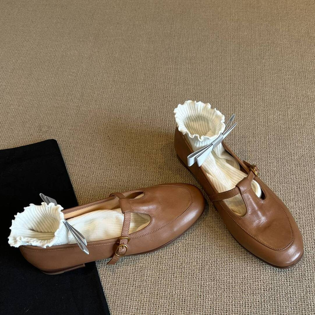 Damen elegante Mokassins mit dekorativem Riemen und glänzender Oberfläche Heidi Mode - Image 3