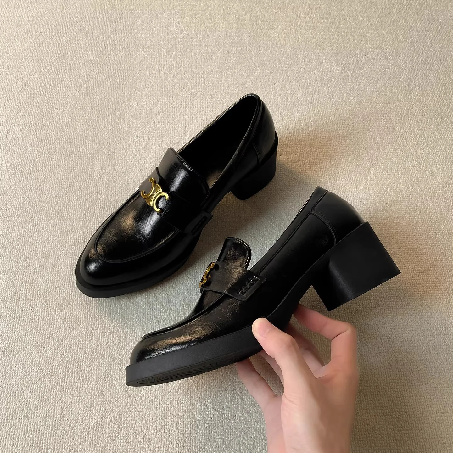 Damen Elegante Mokassins mit dekorativem Schnallenverschluss und hochwertigem Glanzleather Heidi Mode - Image 3