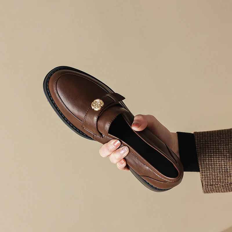 Damen Elegante Mokassins mit dekorativer Schnalle und flexiblem Komfort Heidi Mode - Image 4