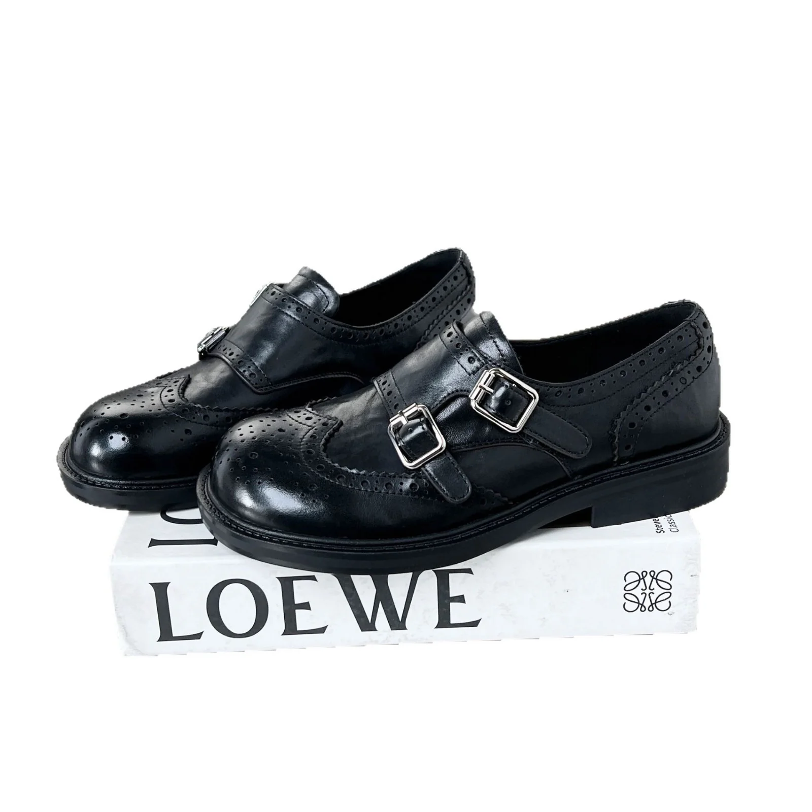 Damen Elegante Mokassins mit doppeltem Schnallenverschluss und feinem Broguemuster Heidi Mode - Image 5