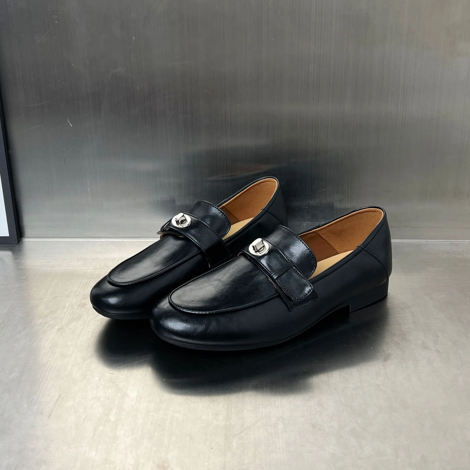Damen Elegante Mokassins mit komfortablem Kunstleder und dekorativem Schnallenverschluss Heidi Mode - Image 6