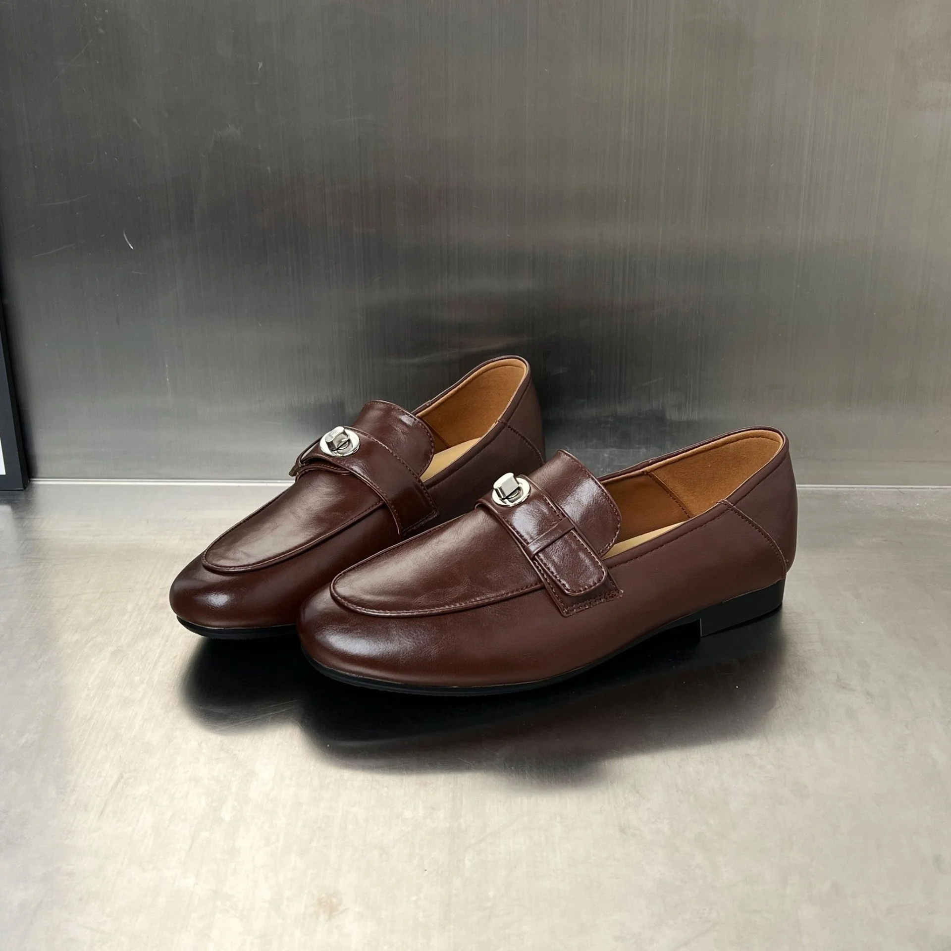 Damen Elegante Mokassins mit komfortablem Kunstleder und dekorativem Schnallenverschluss Heidi Mode - Image 7