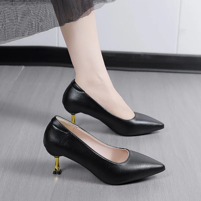 Damen Elegante Pumps mit einzigartigem Absatzdesign Heidi Mode - Image 4