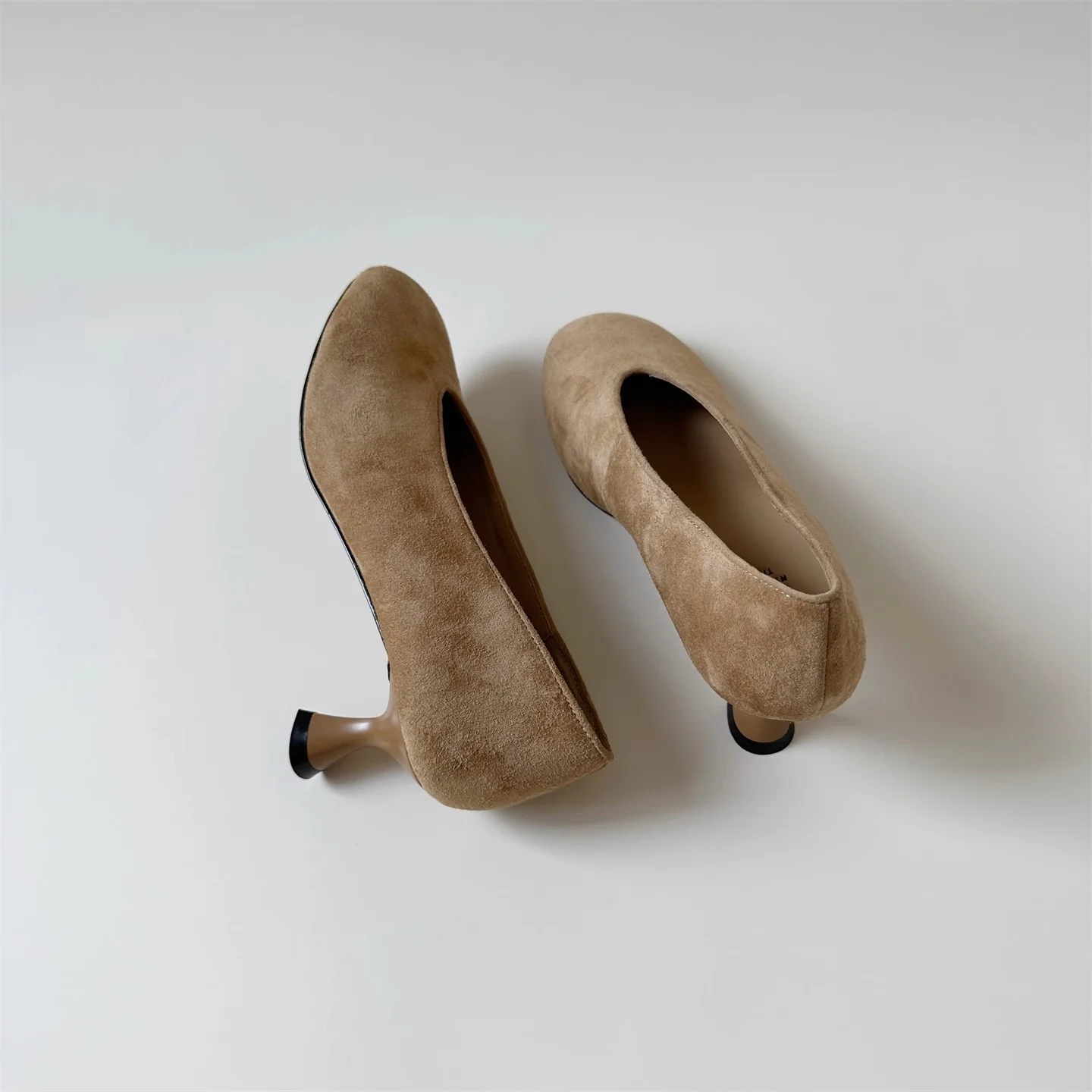 Damen elegante Pumps mit Komfort-Fußbett und modischer Silhouette Heidi Mode - Image 4
