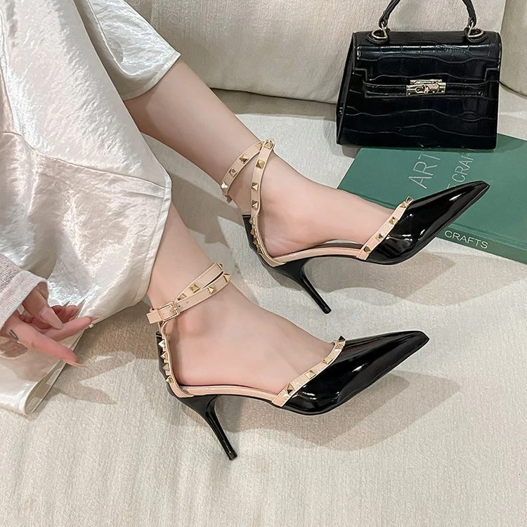 Damen Elegante Pumps mit transparentem Riemen und dekorativen Nieten Heidi Mode - Image 3