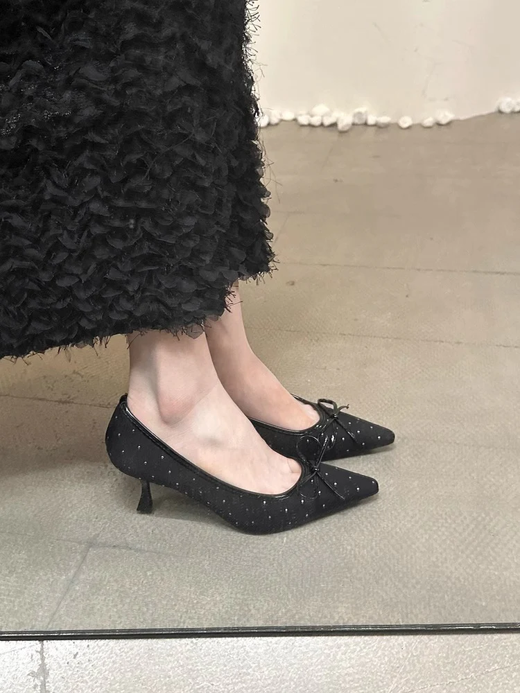 Damen elegante Pumps mit zierlichem Schnürdetail Heidi Mode - Image 6