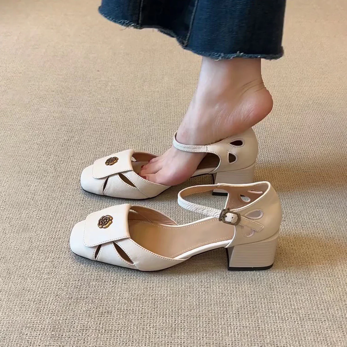 Damen Elegante Riemchen-Pumps mit floralem Dekor und komfortablem Blockabsatz Heidi Mode - Image 6