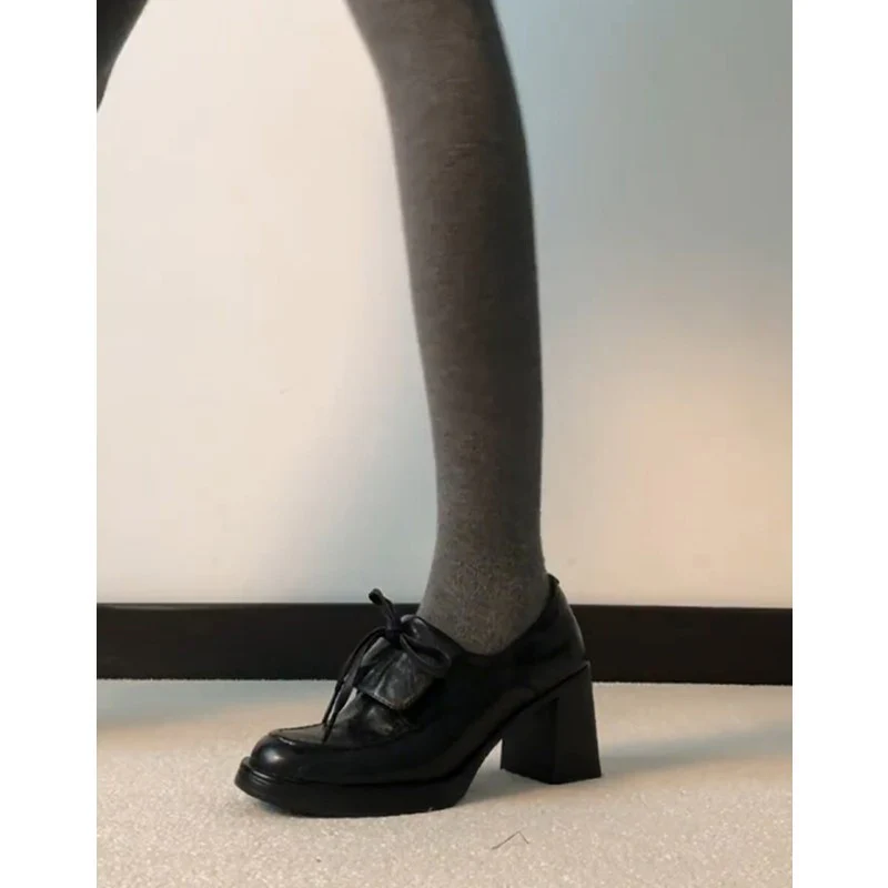 Damen elegante Schnürpumps mit hochwertiger Lederoberfläche und trendigem Blockabsatz Heidi Mode - Image 3