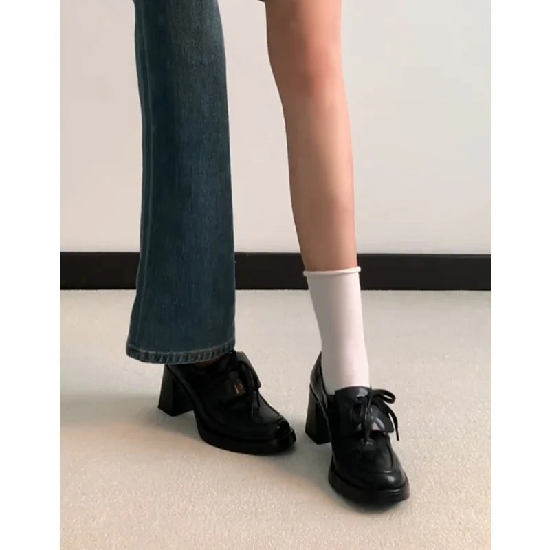 Damen elegante Schnürpumps mit hochwertiger Lederoberfläche und trendigem Blockabsatz Heidi Mode - Image 4