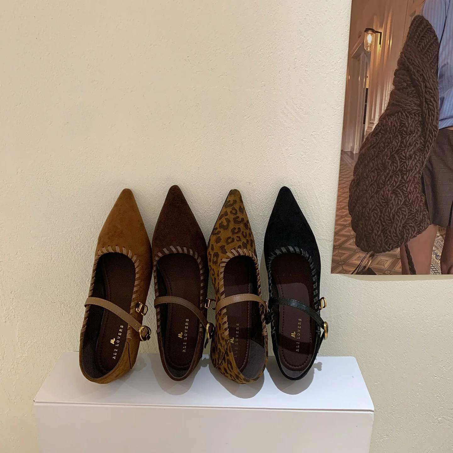 Damen elegante Schnürpumps mit modischem Riemen und spitzem Fußteil Heidi Mode - Image 4