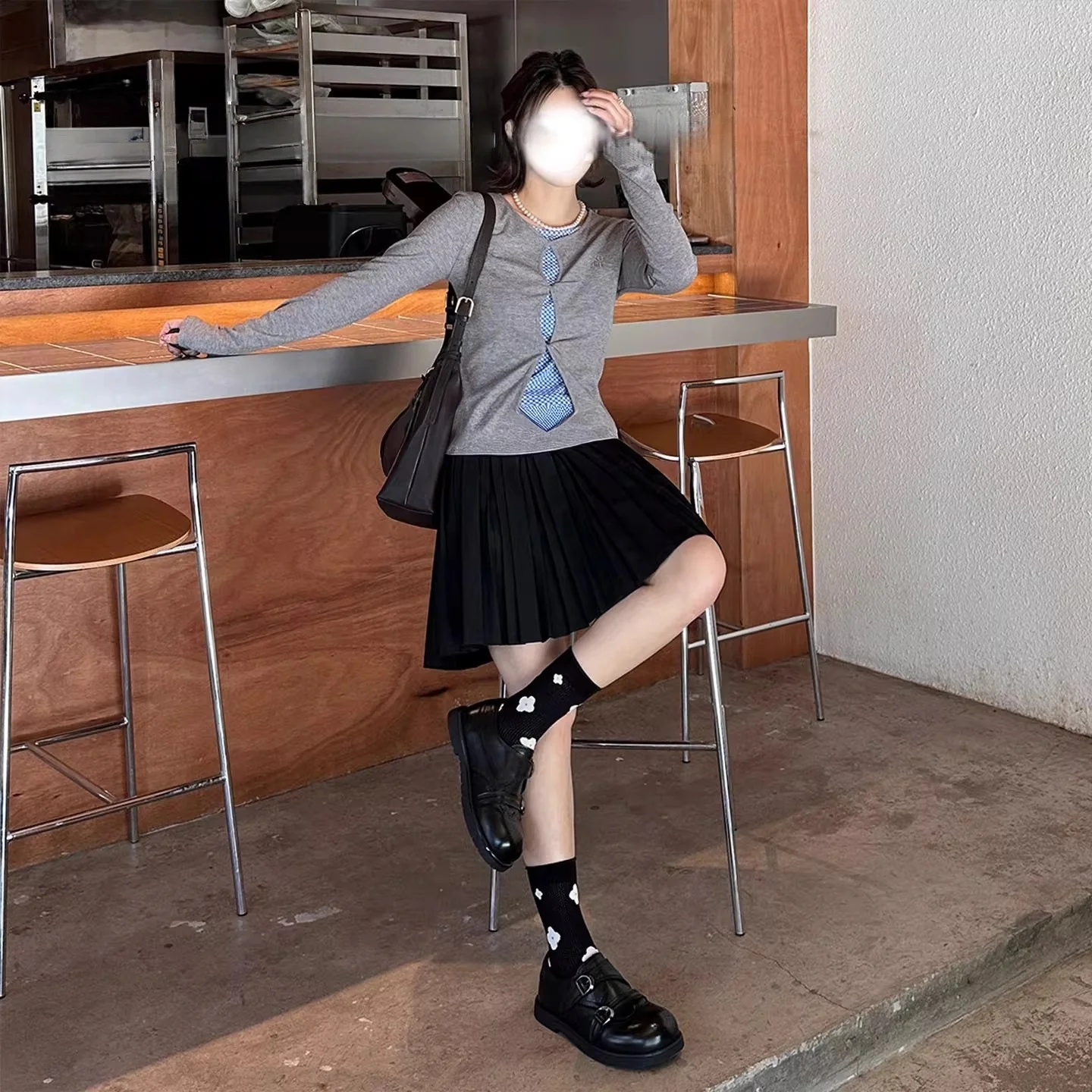 Damen Elegante Schnürschuhe mit doppeltem Riemen und feiner Perforation Heidi Mode - Image 2