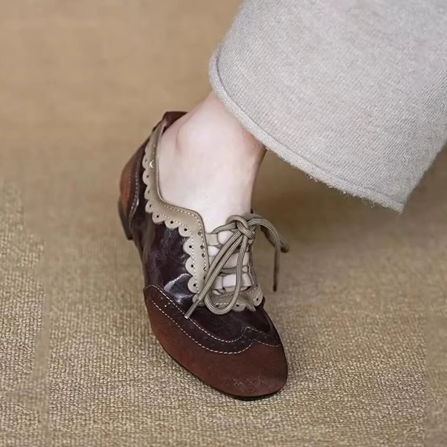 Damen elegante Schnürschuhe mit filigranem Perforationsdesign und komfortablem Futter Heidi Mode - Image 6