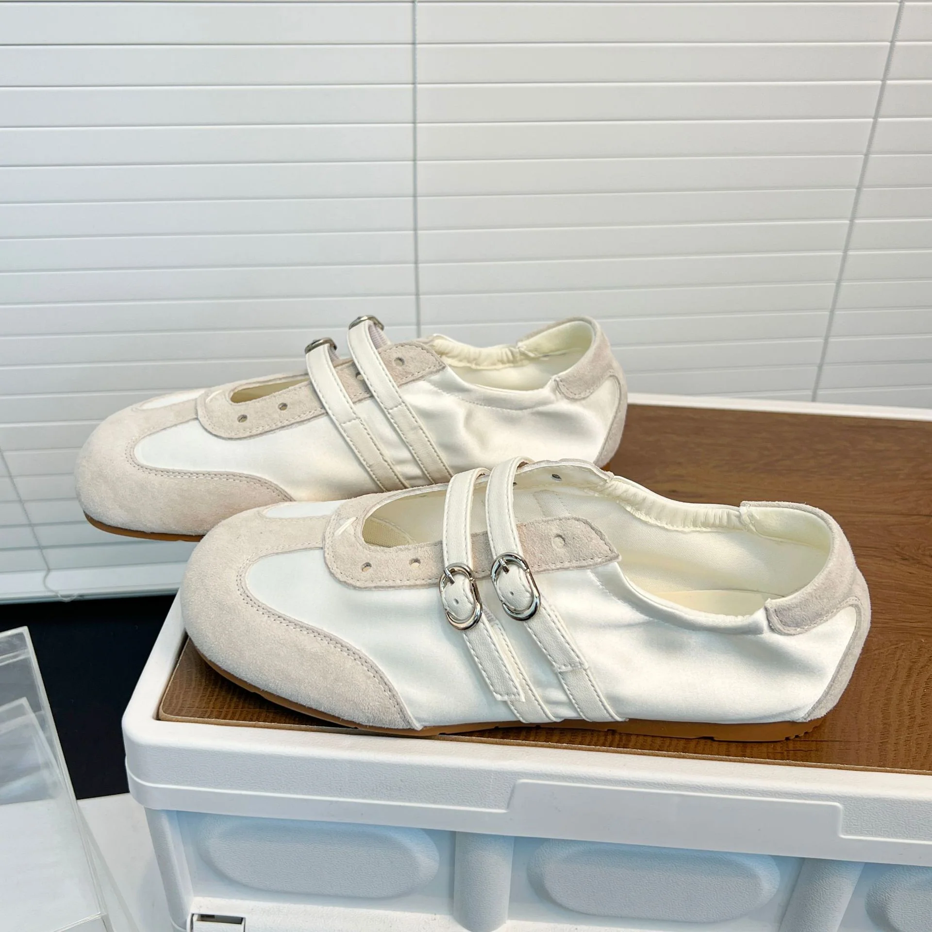 Damen elegante Schnürschuhe mit modischen Doppelriemen Heidi Mode - Image 6