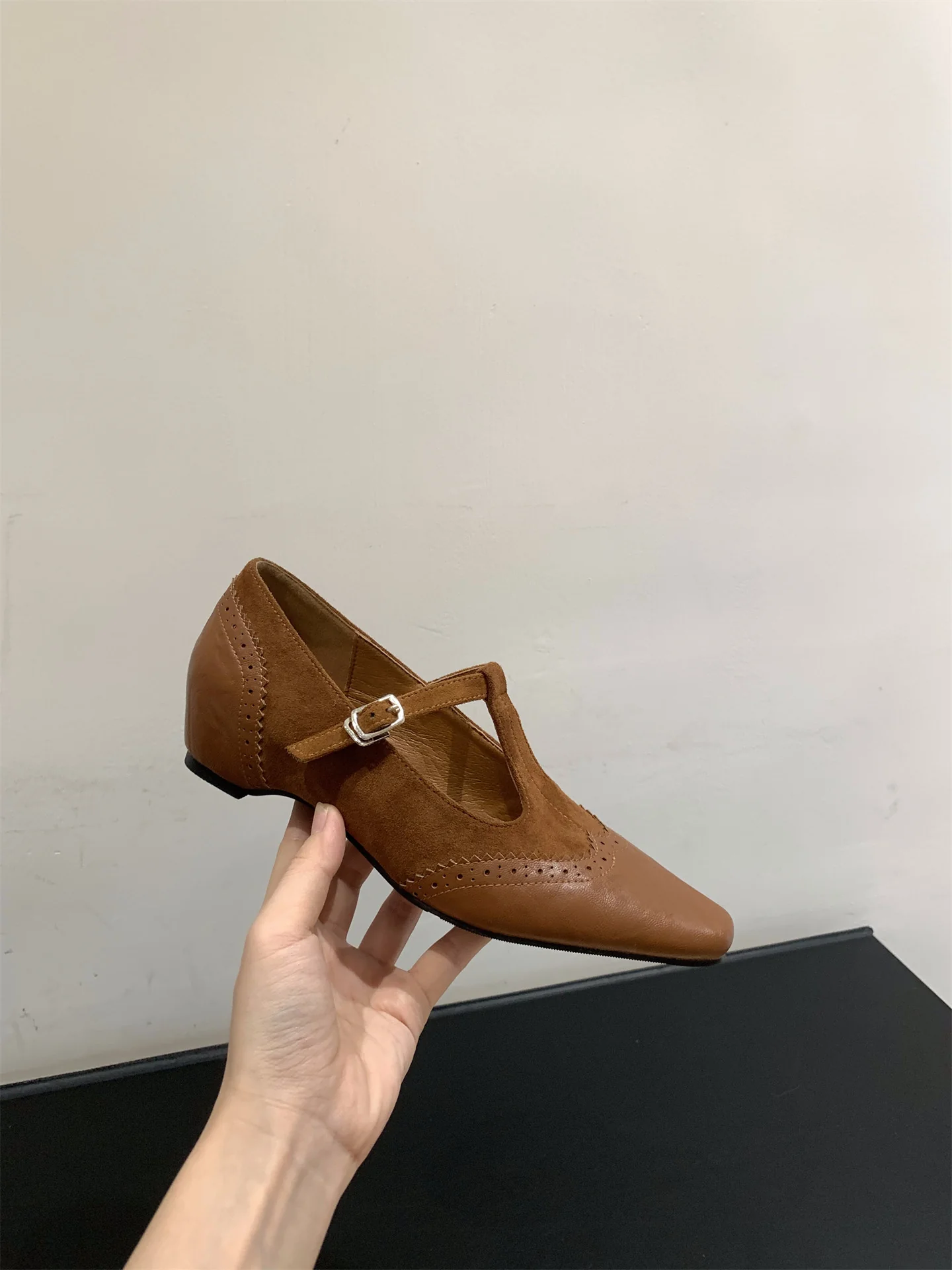Damen elegante Schnürschuhe mit modischer Schnallenverzierung Heidi Mode - Image 6